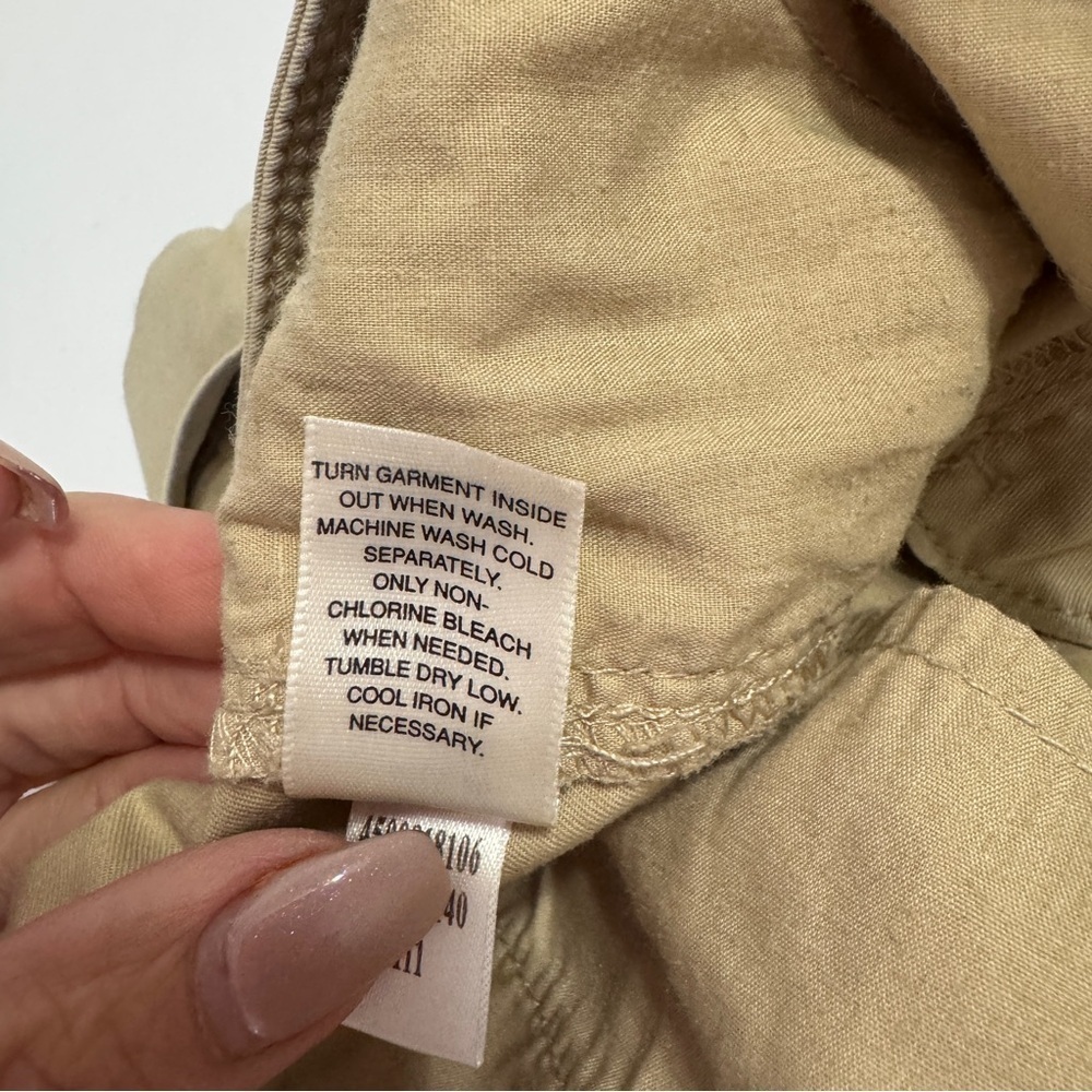 White House Black Market Khaki Chino Shorts Size 8 - Picture 8 of 9
